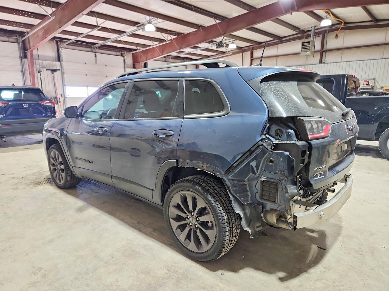 2021 Jeep Cherokee Latitude Lux - zdjęcie 2