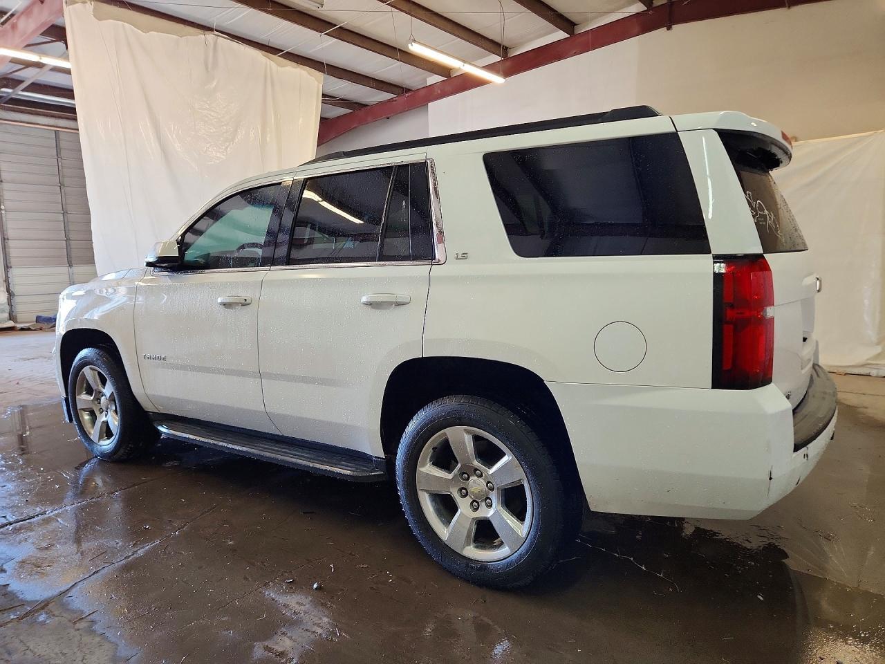 2015 Chevrolet Tahoe C1500 Ls - zdjęcie 2