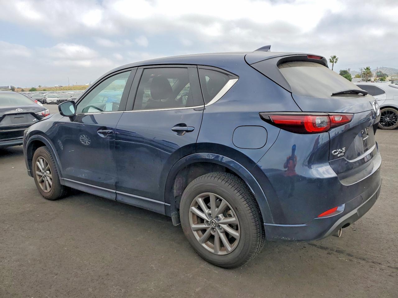 2025 Mazda Cx-5 Select - zdjęcie 2