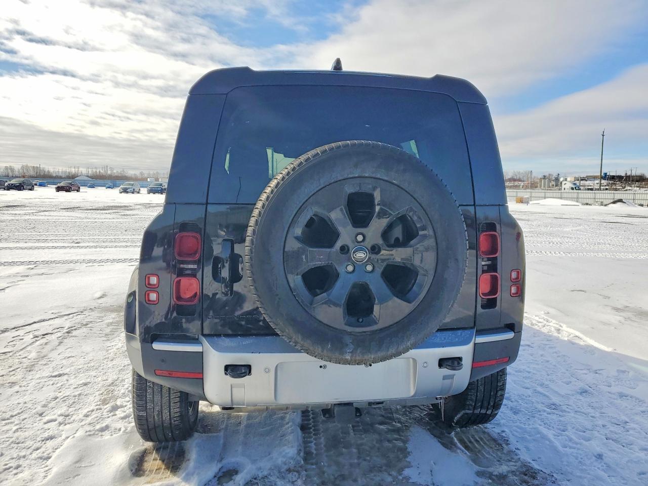 2025 Land Rover Defender 110 S - zdjęcie 6