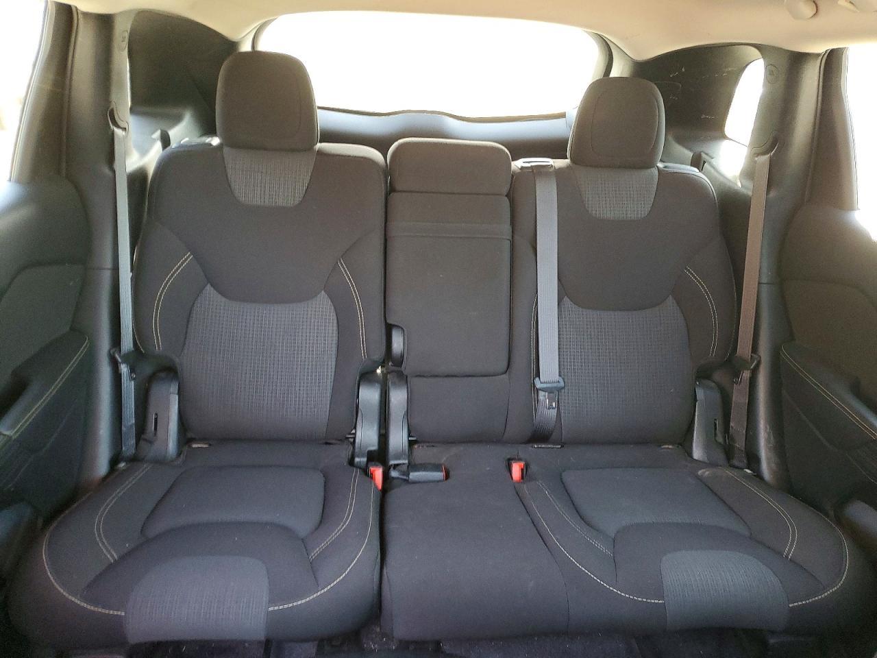 2017 Jeep Cherokee Latitude - zdjęcie 10