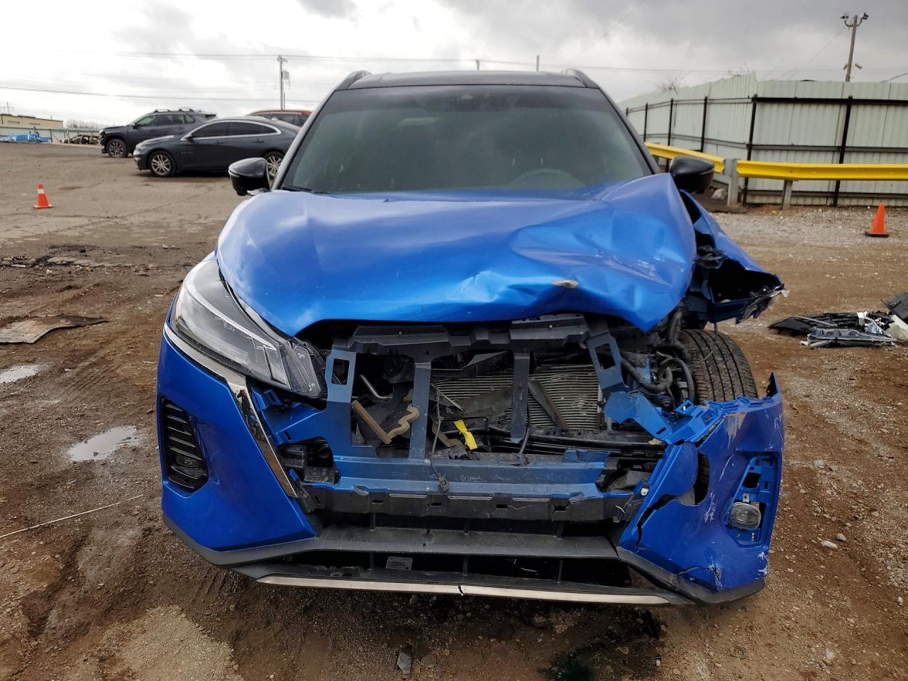 2024 Nissan Kicks Sr - zdjęcie 5