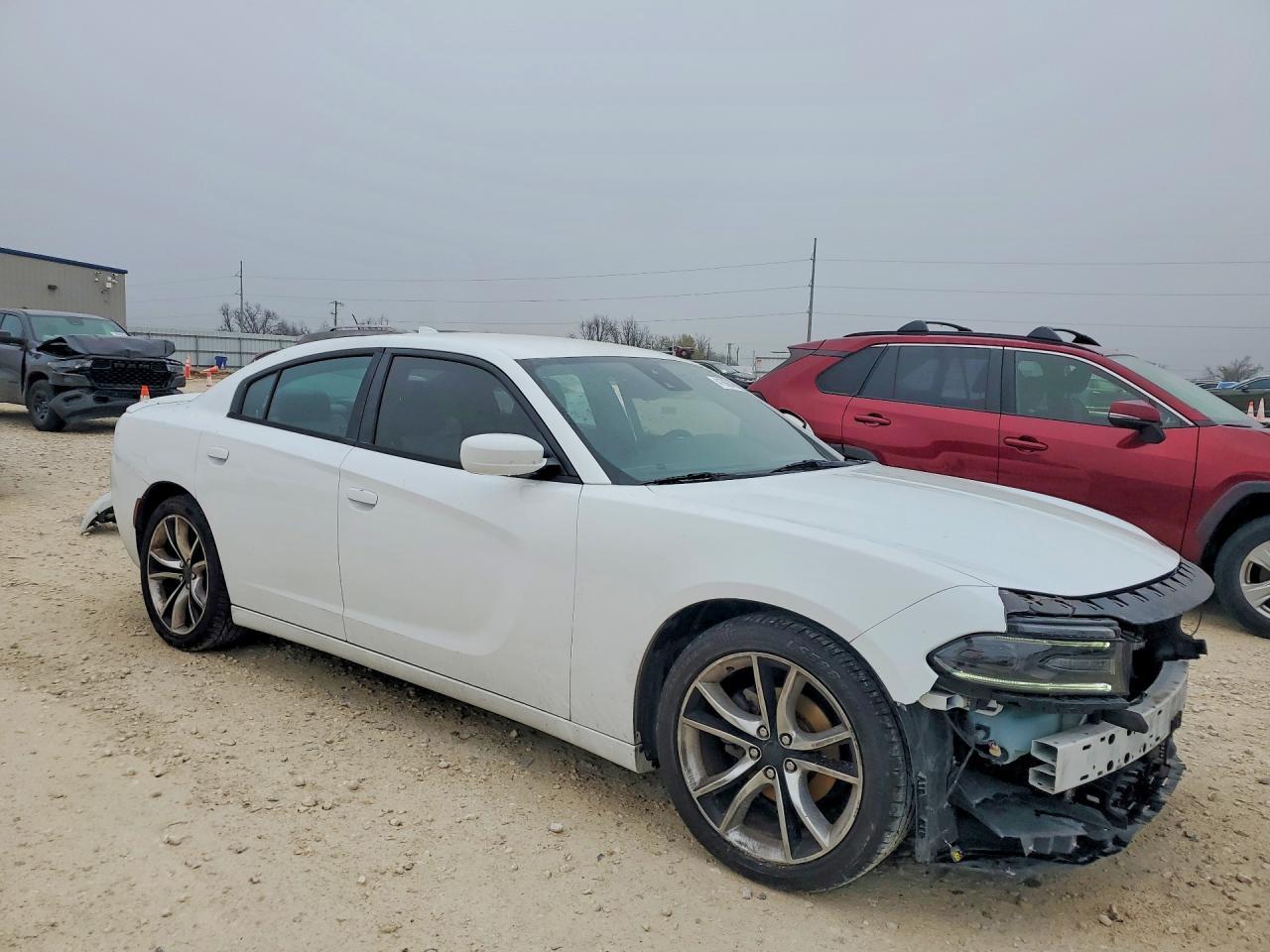 2015 Dodge Charger Sxt - zdjęcie 4