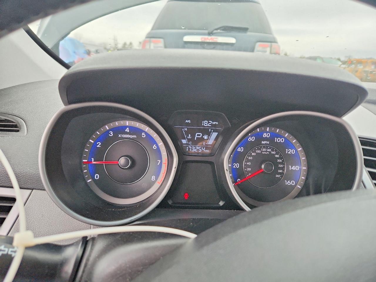 2016 Hyundai Elantra Sport - zdjęcie 9