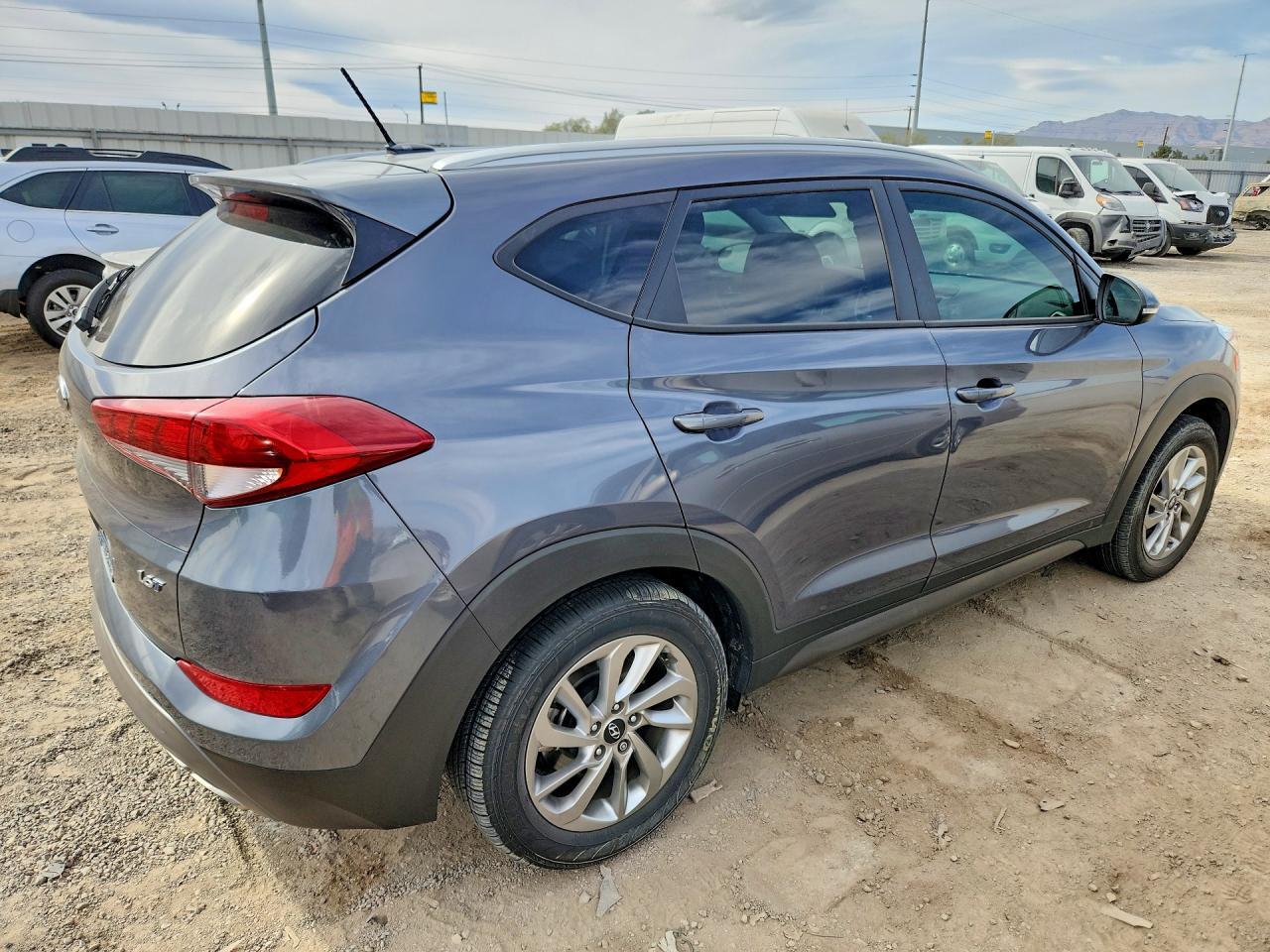 2016 Hyundai Tucson Se Popular, Eco, Sport, Limited - zdjęcie 3