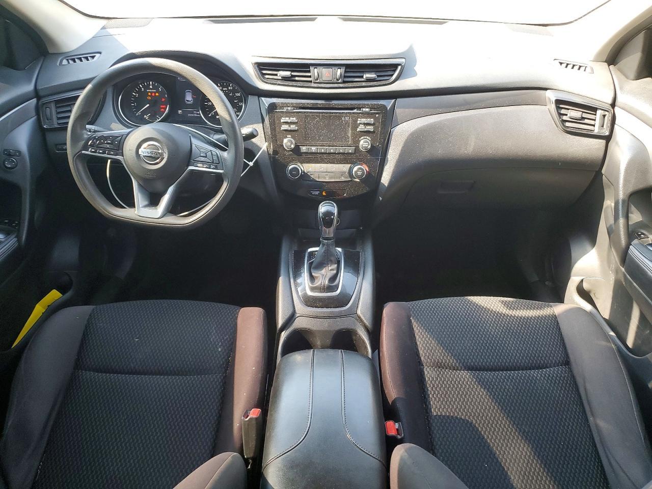 2017 Nissan Rogue Sport S - zdjęcie 8