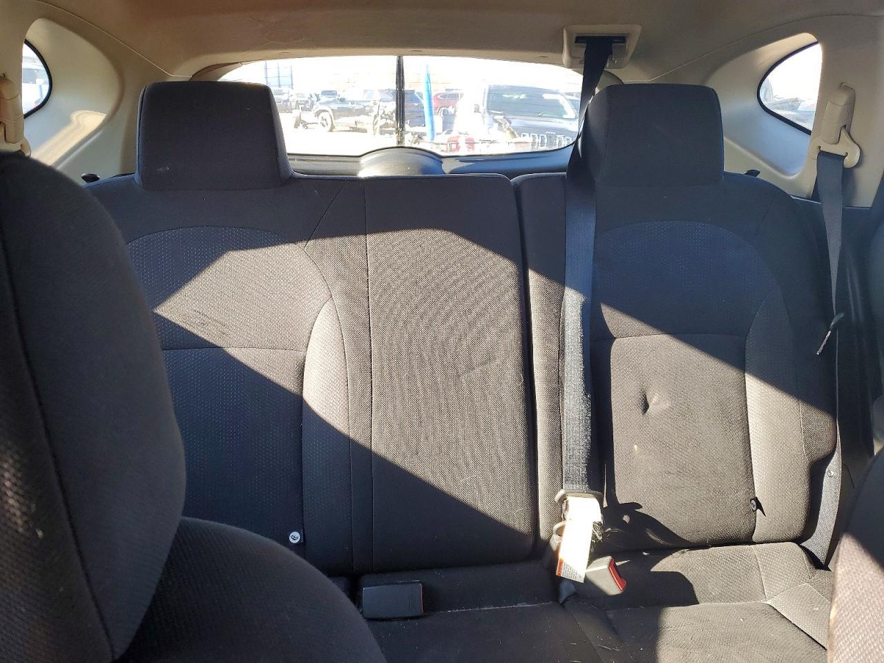 2013 Nissan Rogue S - zdjęcie 10