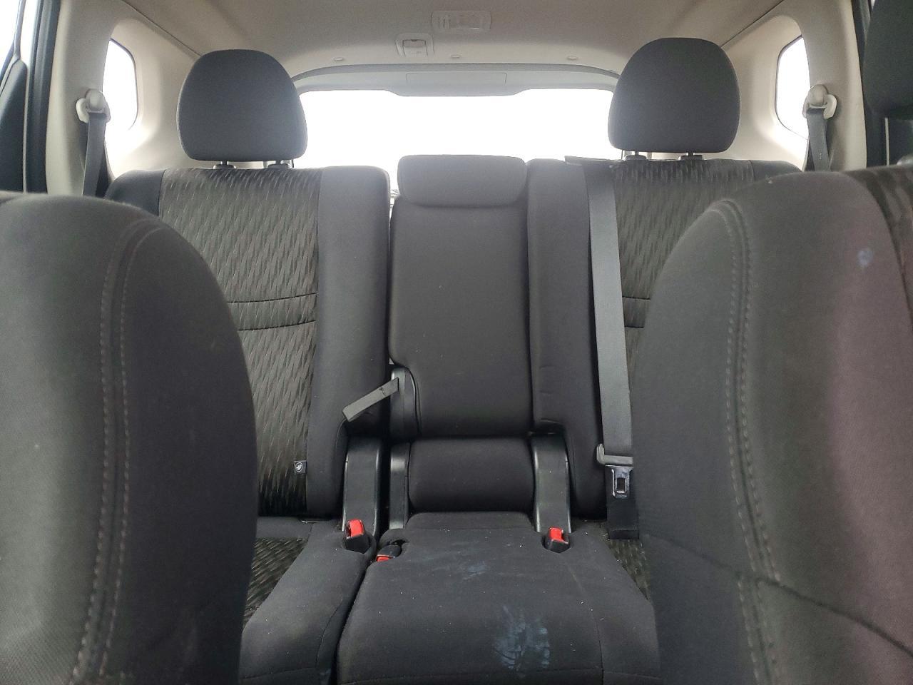 2020 Nissan Rogue S - zdjęcie 10