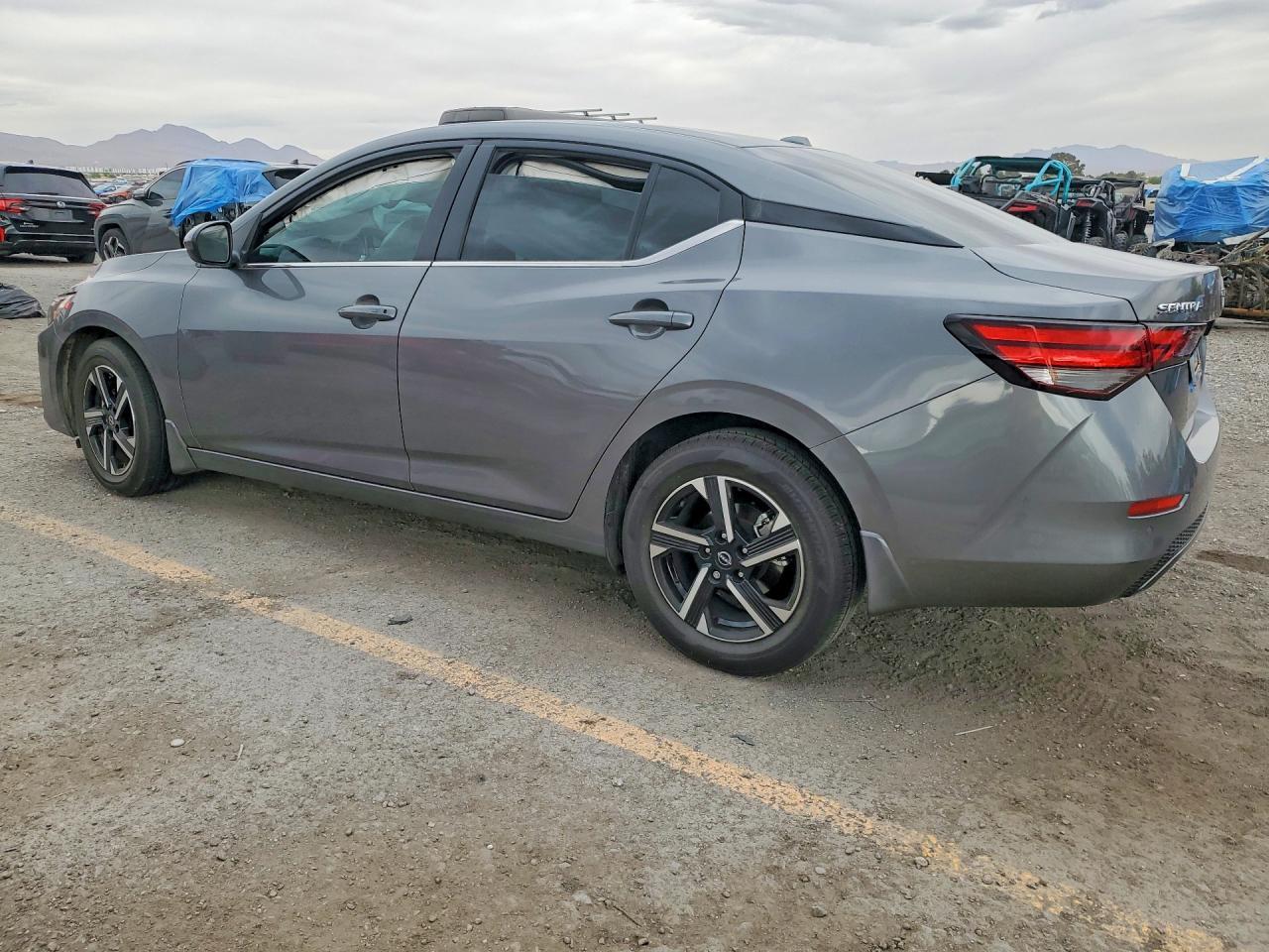 2025 Nissan Sentra Sv - zdjęcie 2