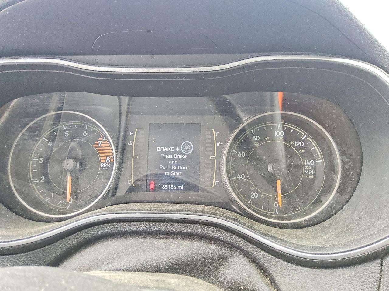 2019 Jeep Cherokee Latitude Plus - zdjęcie 9