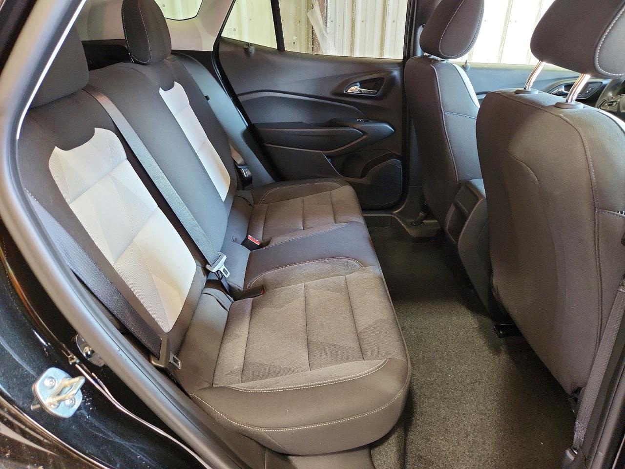 2024 Chevrolet Trax Ls - zdjęcie 10