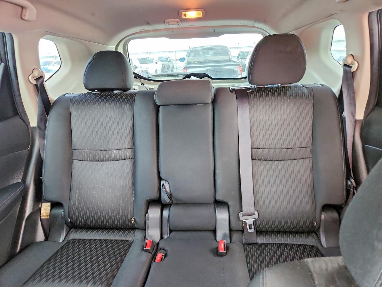 2018 Nissan Rogue S - zdjęcie 10