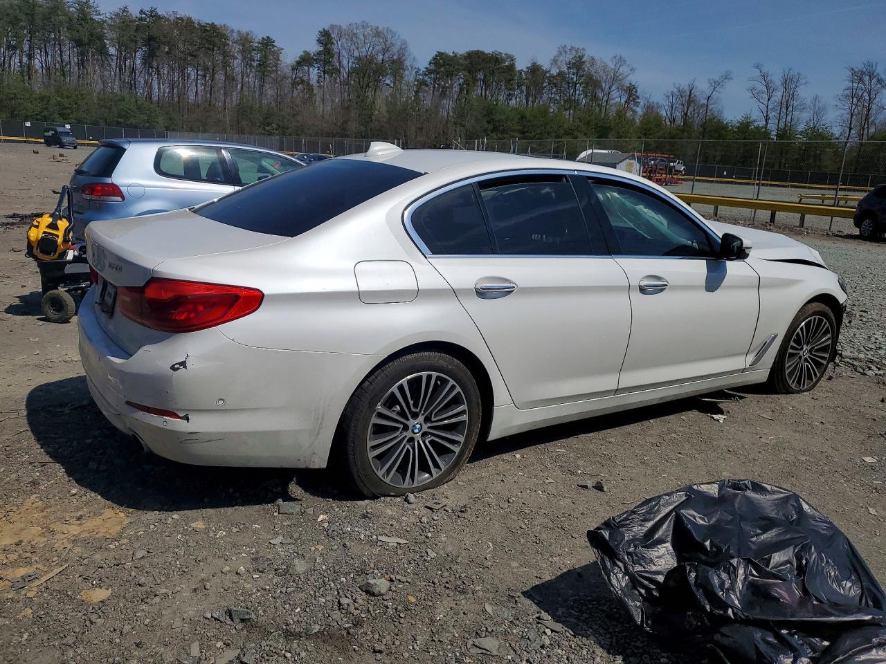 2018 BMW 530 I - zdjęcie 3