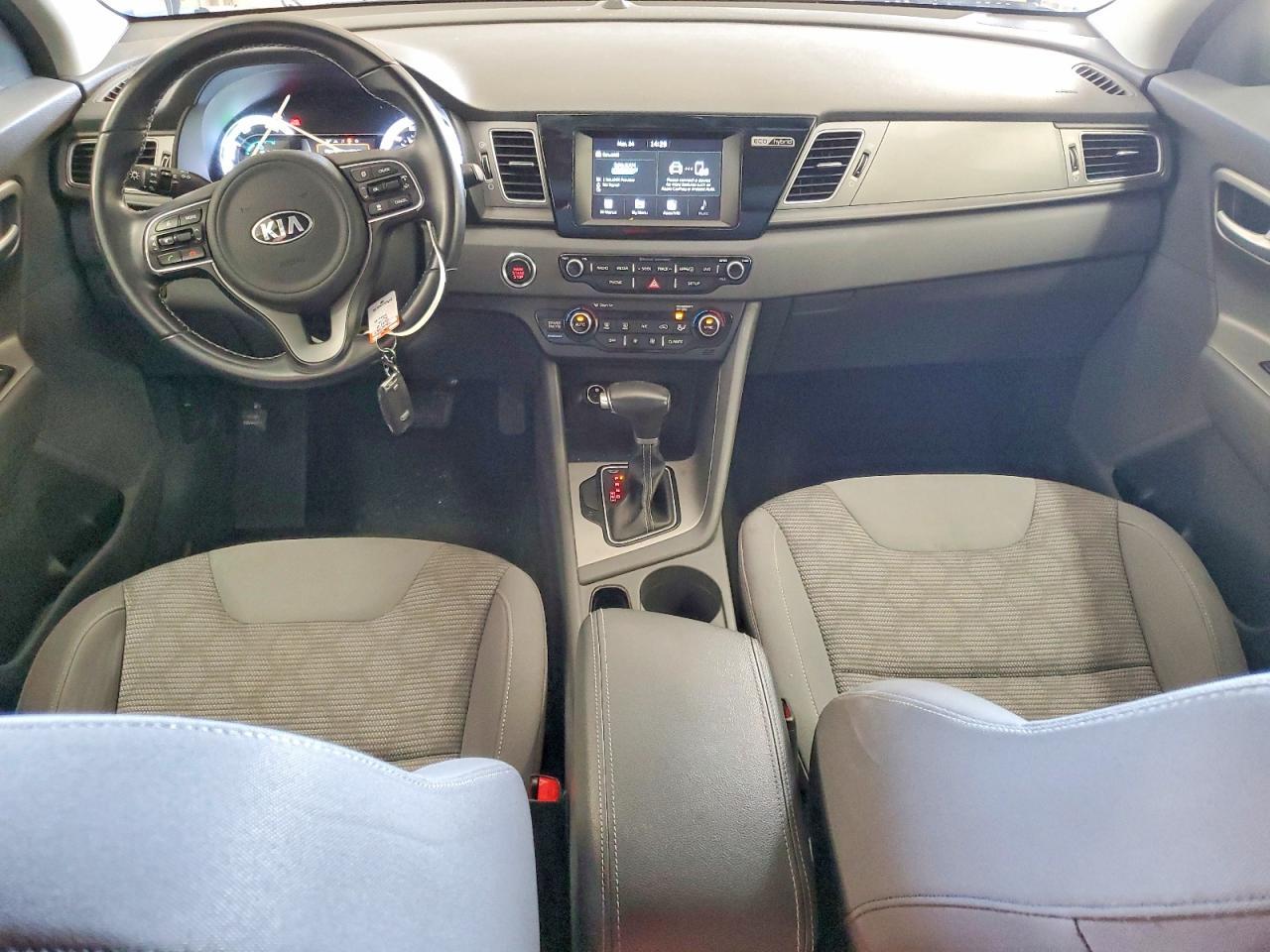 2017 Kia Niro Lx - zdjęcie 8