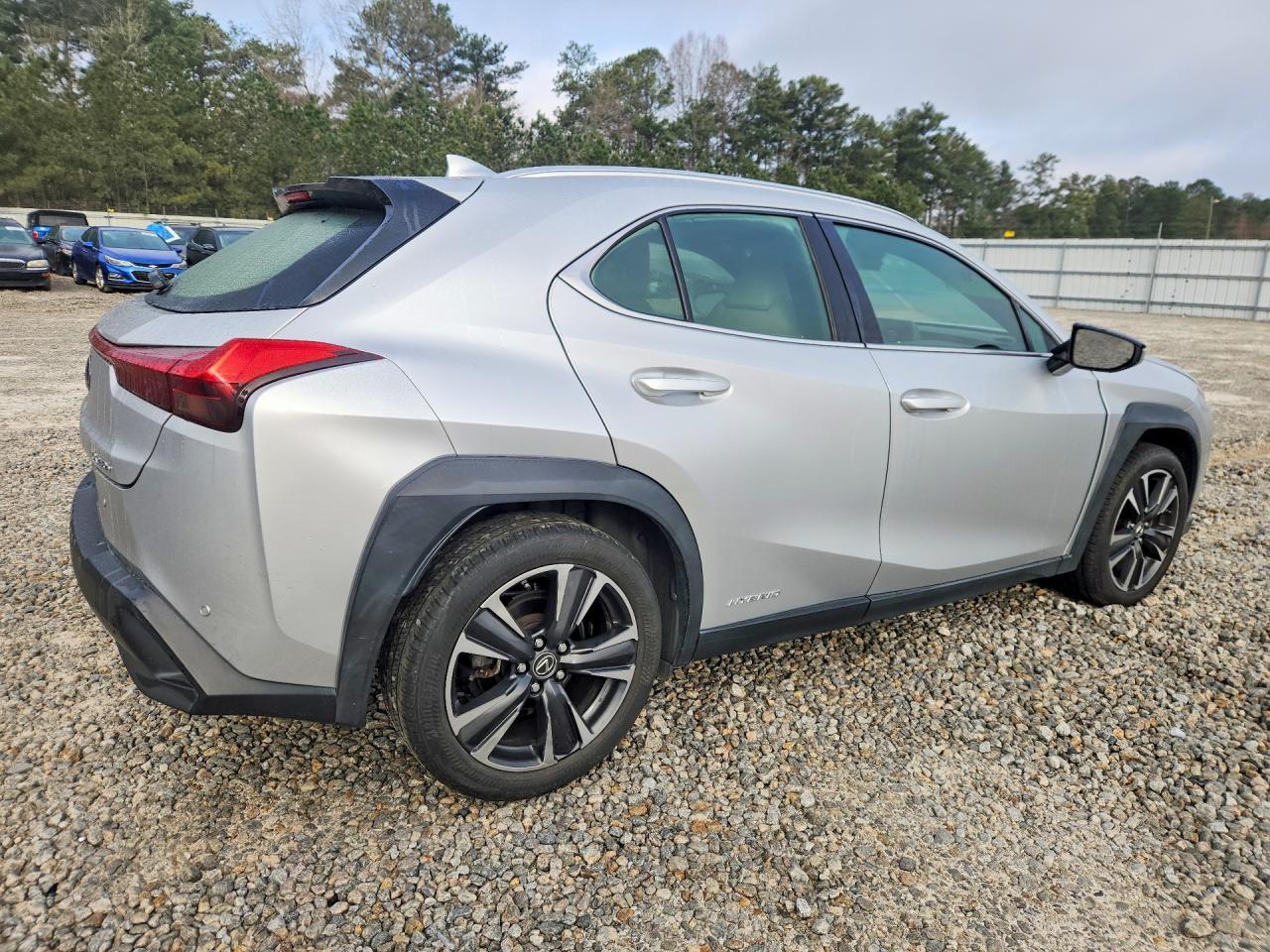 2019 Lexus Ux 250H Base - zdjęcie 3