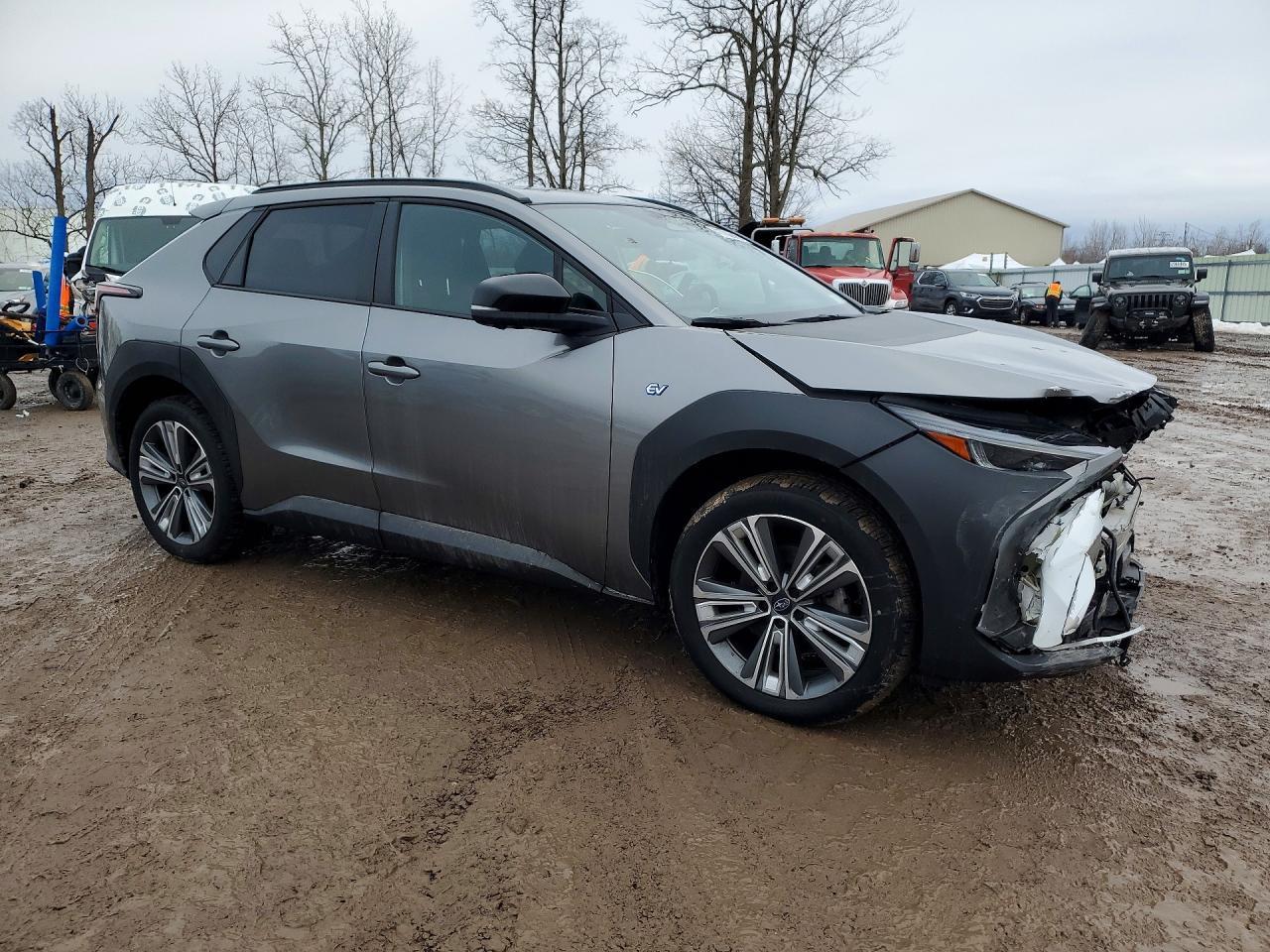 2023 Subaru Solterra Premium - zdjęcie 4