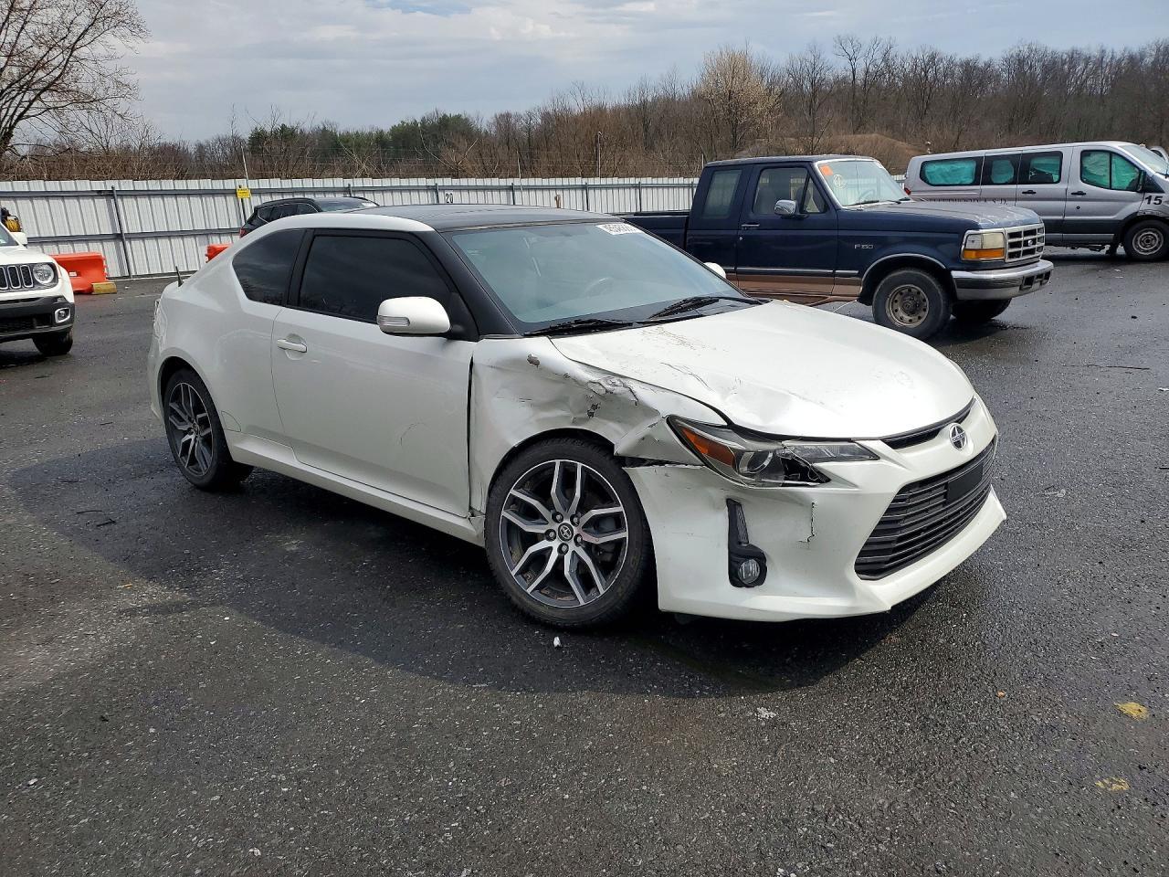 2015 Toyota Scion - zdjęcie 4