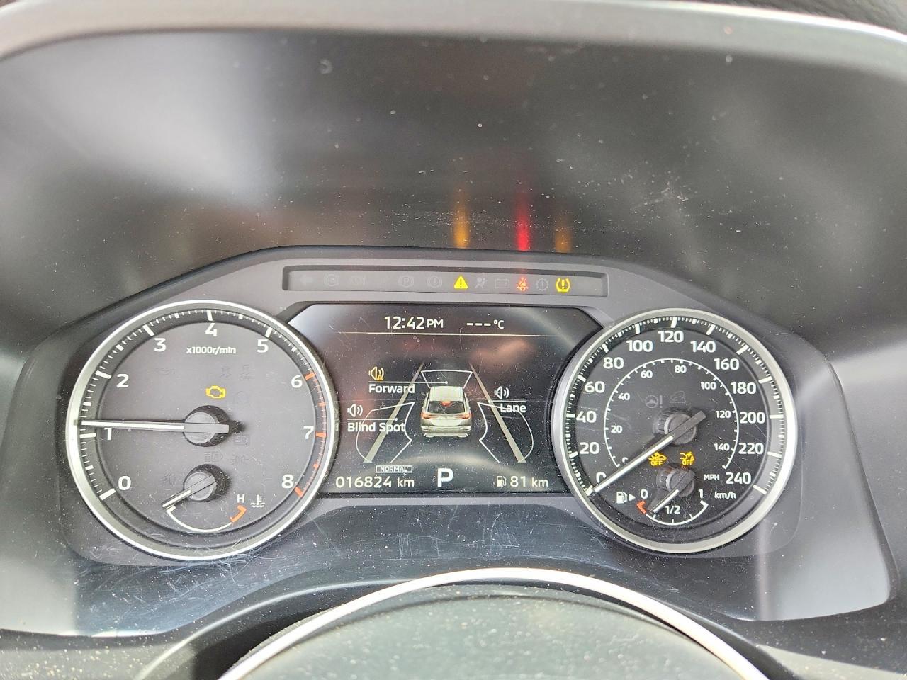 2025 Mitsubishi Outlander Se - zdjęcie 9