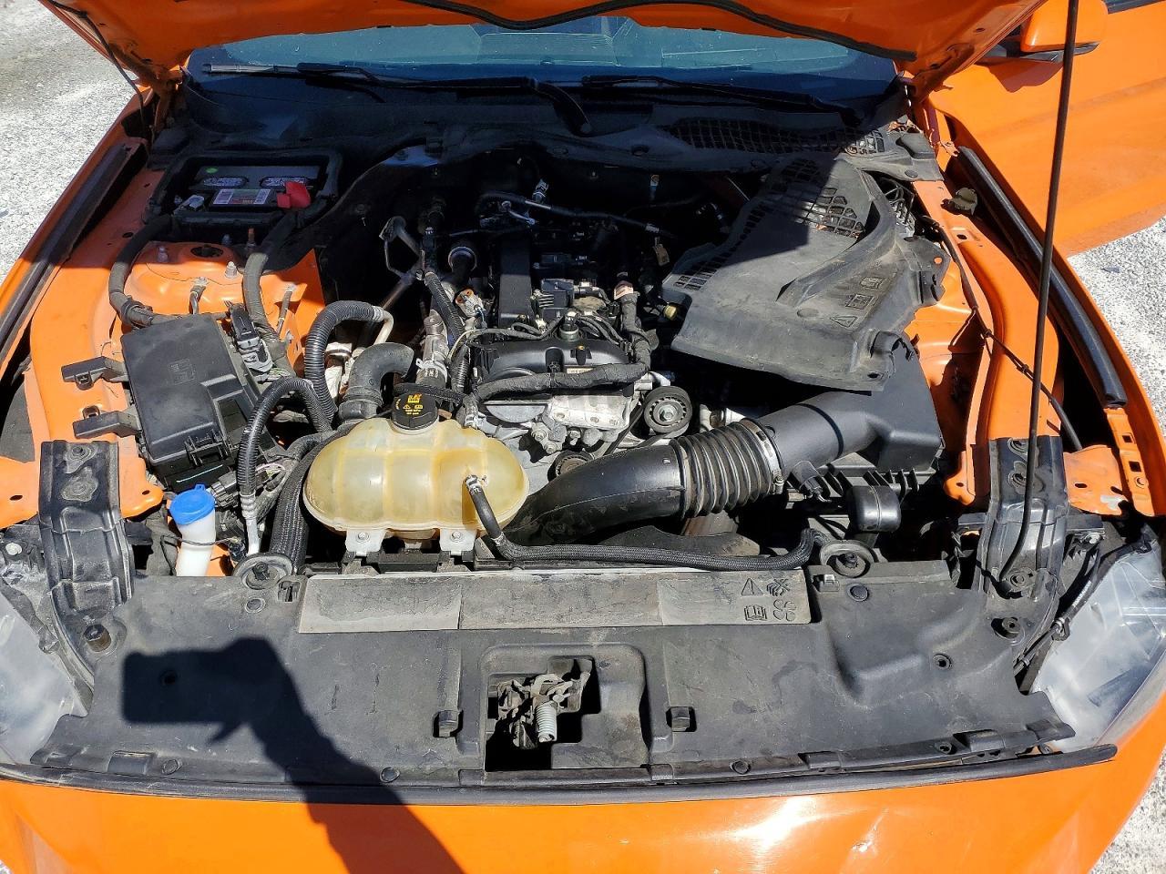 2021 Ford Mustang - zdjęcie 11