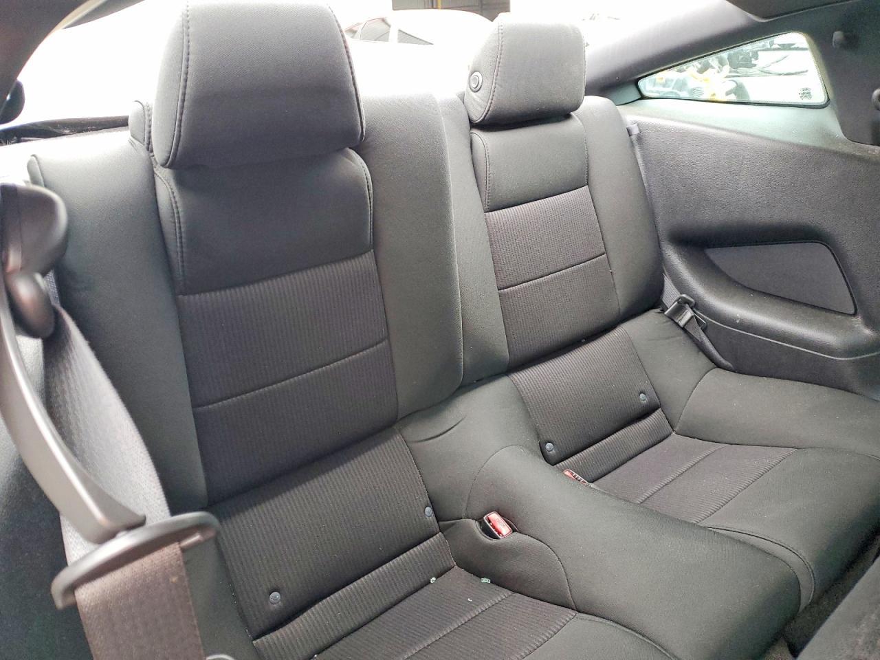 2013 Ford Mustang - zdjęcie 10