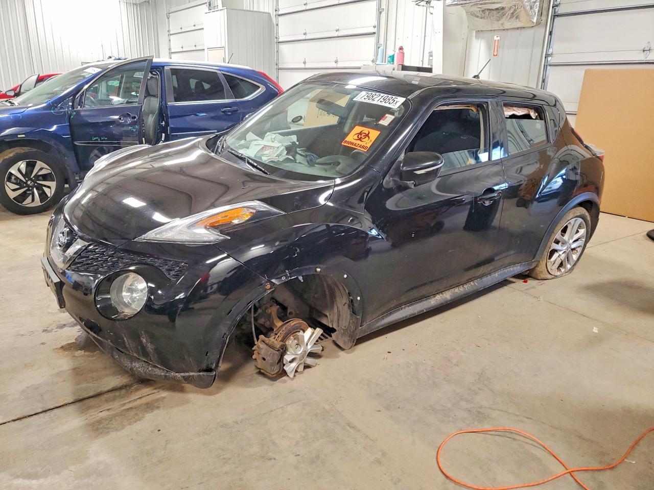 2016 Nissan Juke S - zdjęcie główne