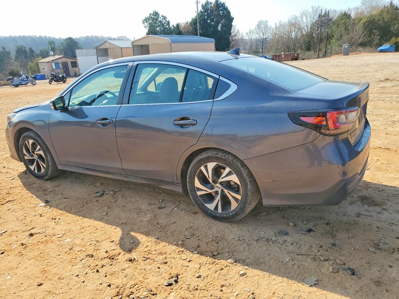 2020 Subaru Legacy Premium - zdjęcie 2