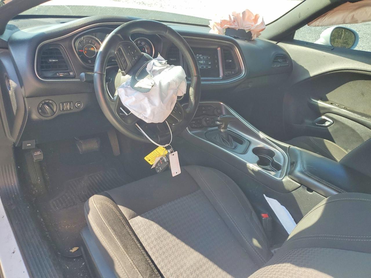 2015 Dodge Challenger Sxt - zdjęcie 8