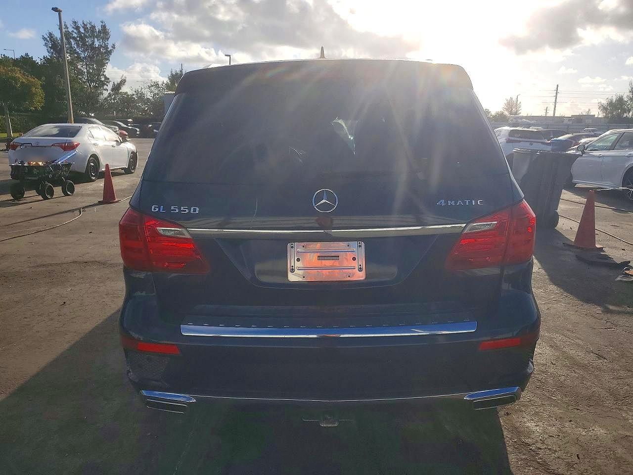 2015 Mercedes-Benz Gl 550 4Matic - zdjęcie 6
