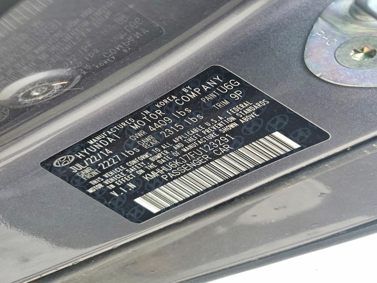 2015 Hyundai Genesis Coupe 3.8 Ultimate - zdjęcie 13