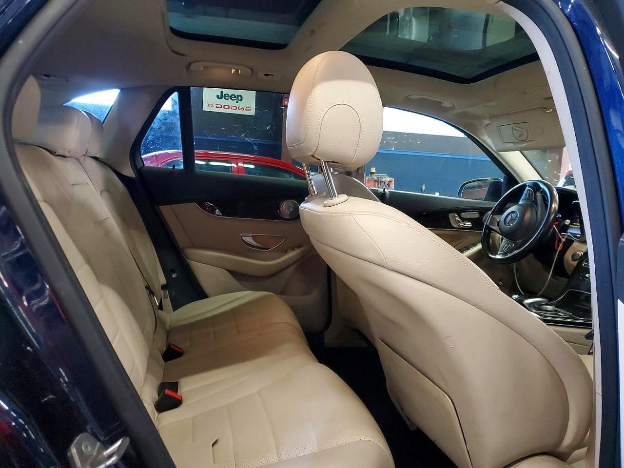 2016 Mercedes-Benz Glc 300 4Matic - zdjęcie 11