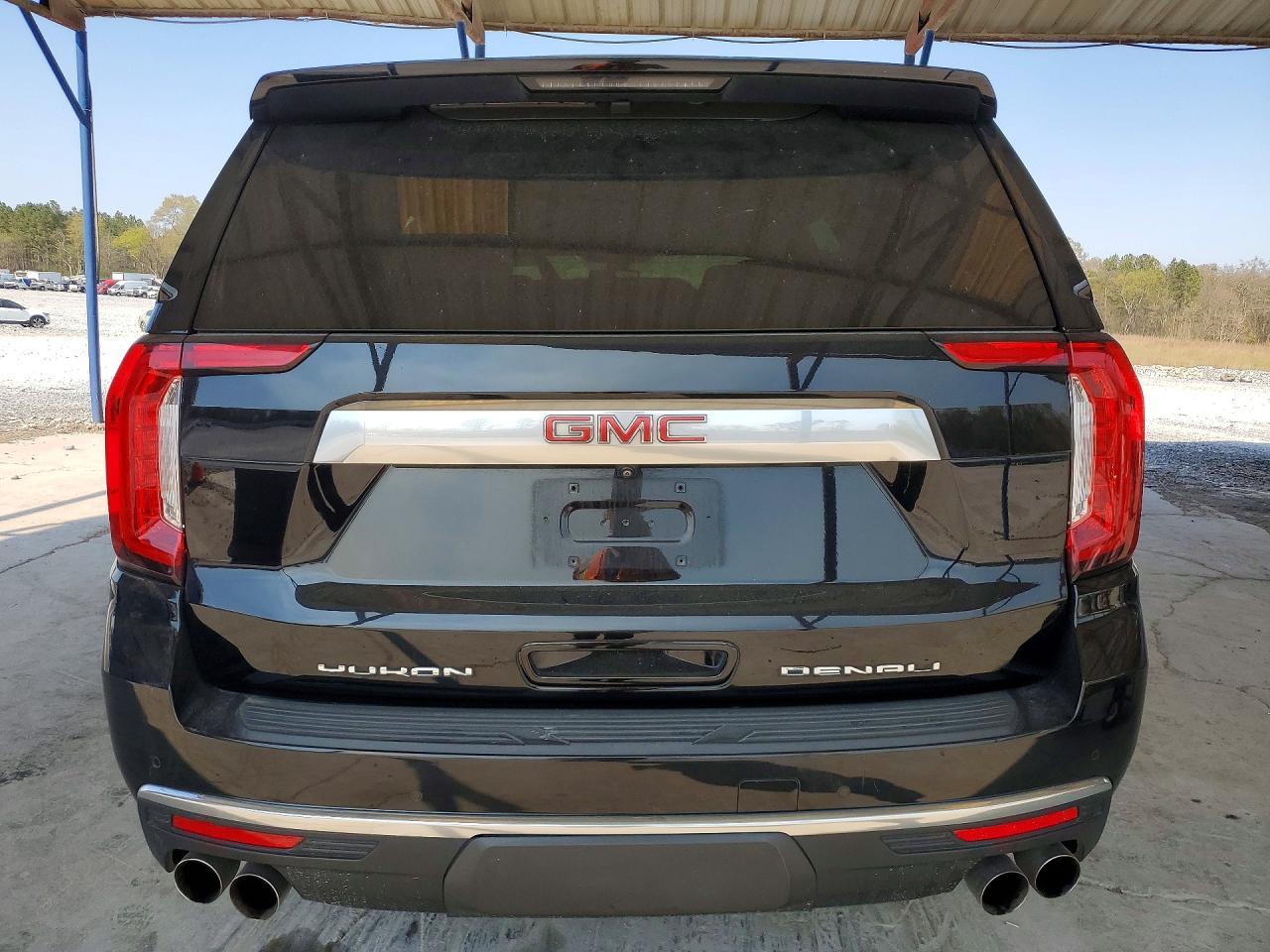 2021 GMC Yukon Denali - zdjęcie 6