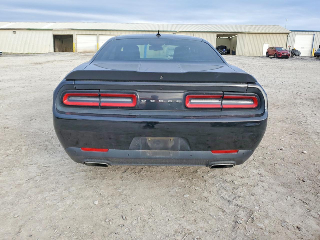 2017 Dodge Challenger Sxt - zdjęcie 6