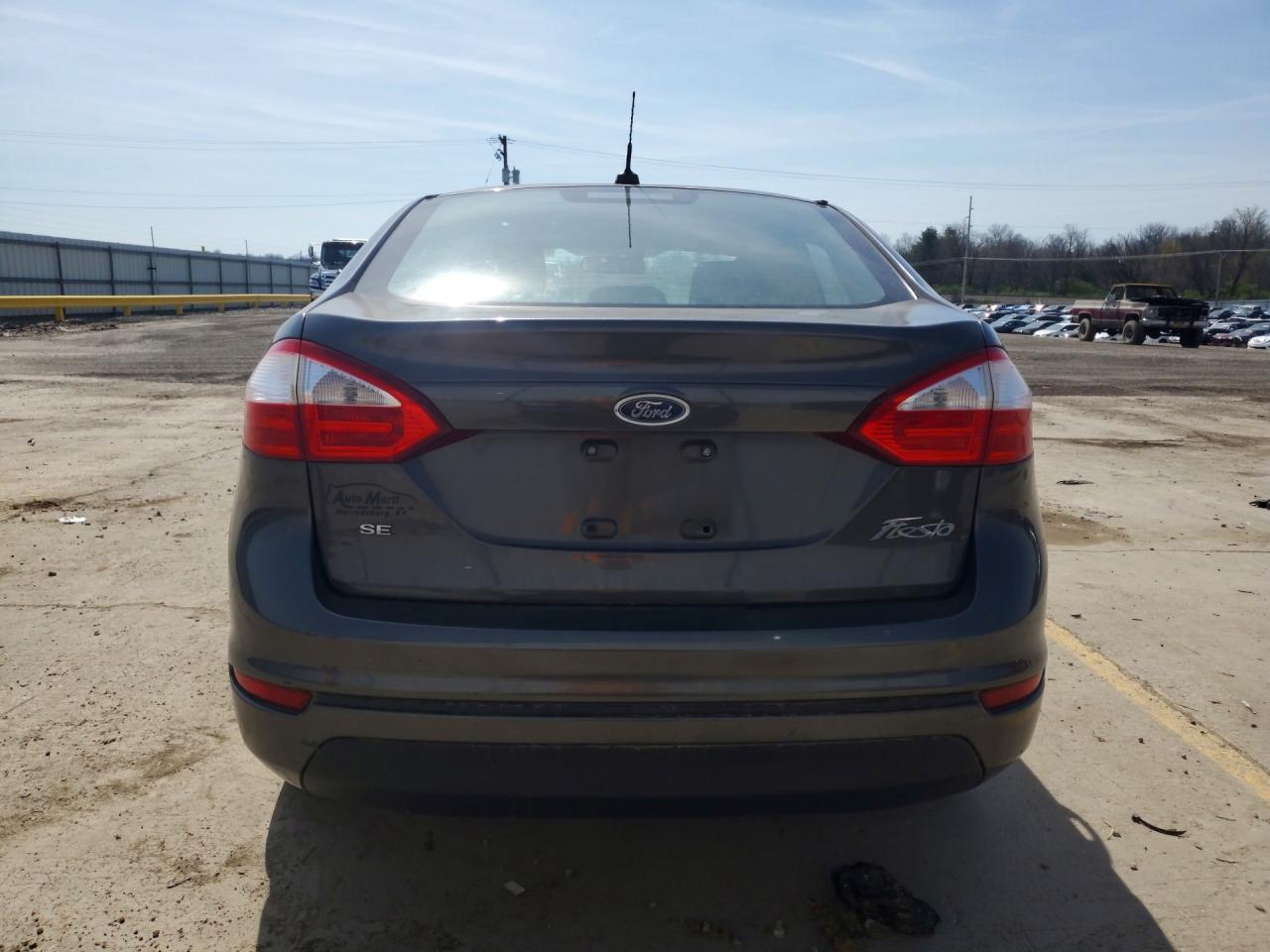 2016 Ford Fiesta Se - zdjęcie 6