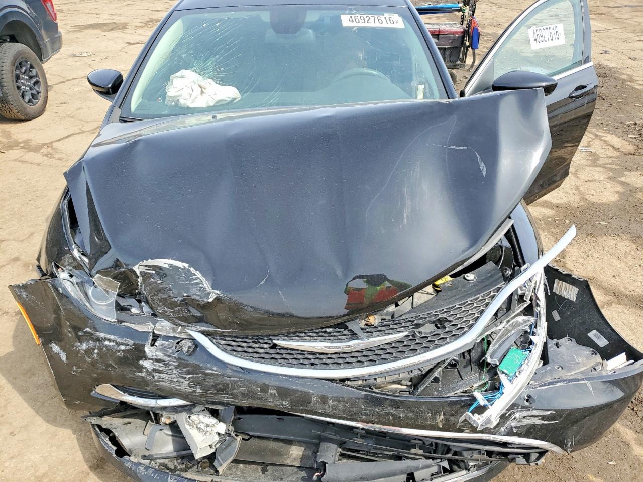 2015 Chrysler 200 Limited - zdjęcie 11