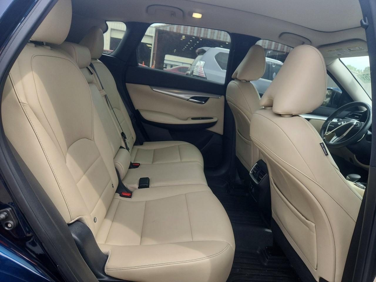 2019 Infiniti Qx50 Luxe - zdjęcie 11