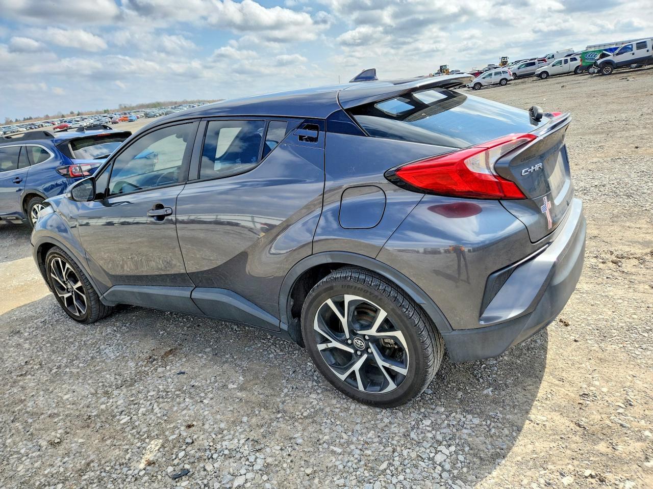 2018 Toyota C-Hr Xle - zdjęcie 2