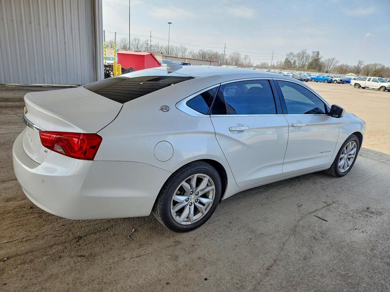 2016 Chevrolet Impala Lt - zdjęcie 3