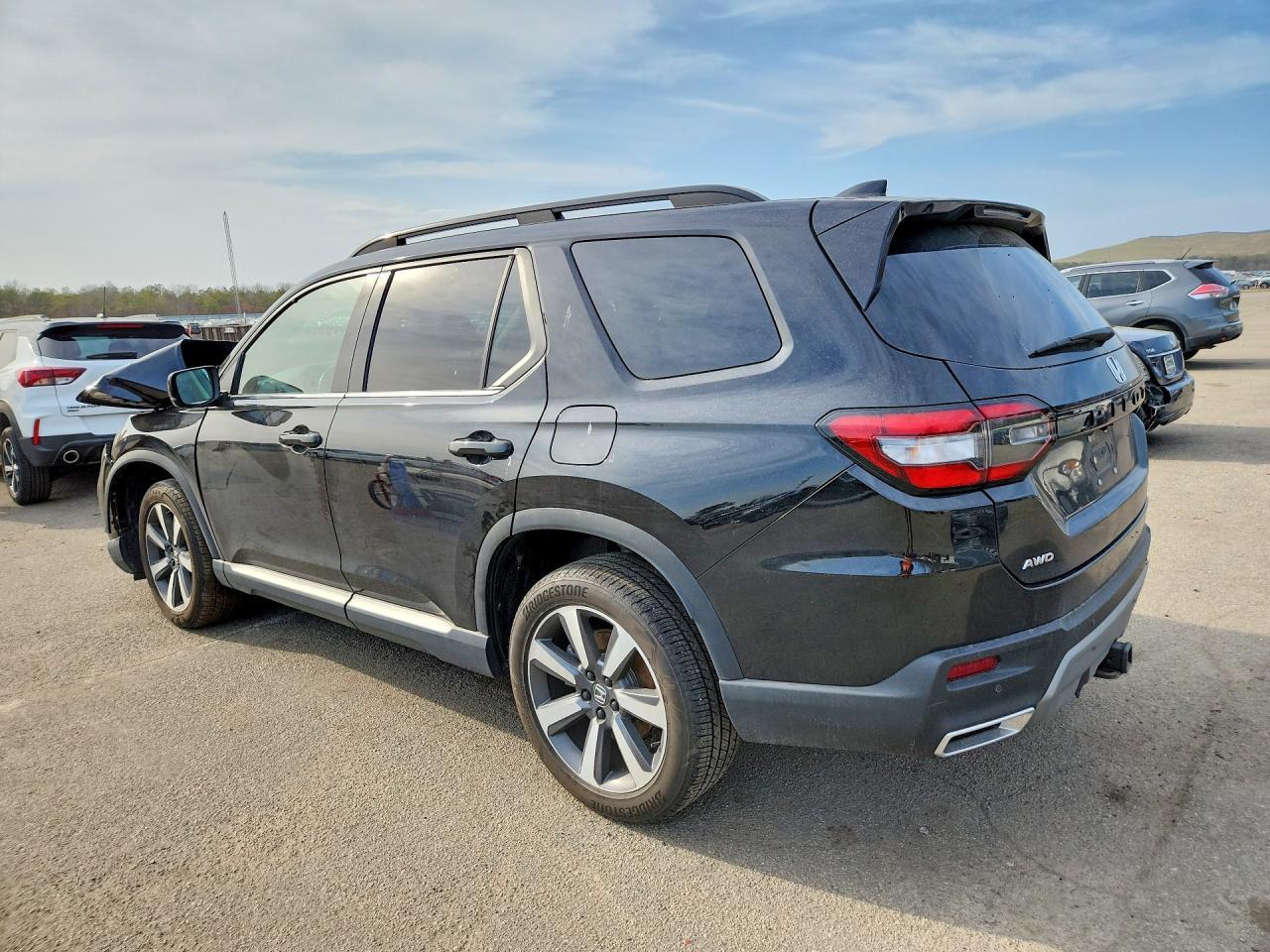 2025 Honda Pilot Elite - zdjęcie 2