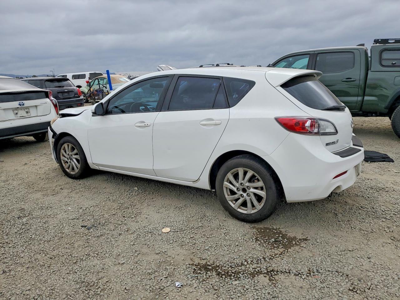 2013 Mazda 3 I - zdjęcie 2