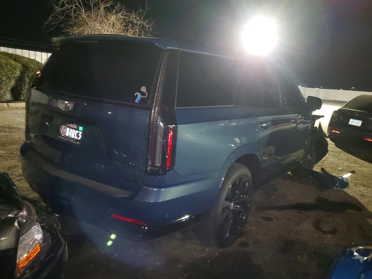 2026 Cadillac Escalade Sport Platinum - zdjęcie 3