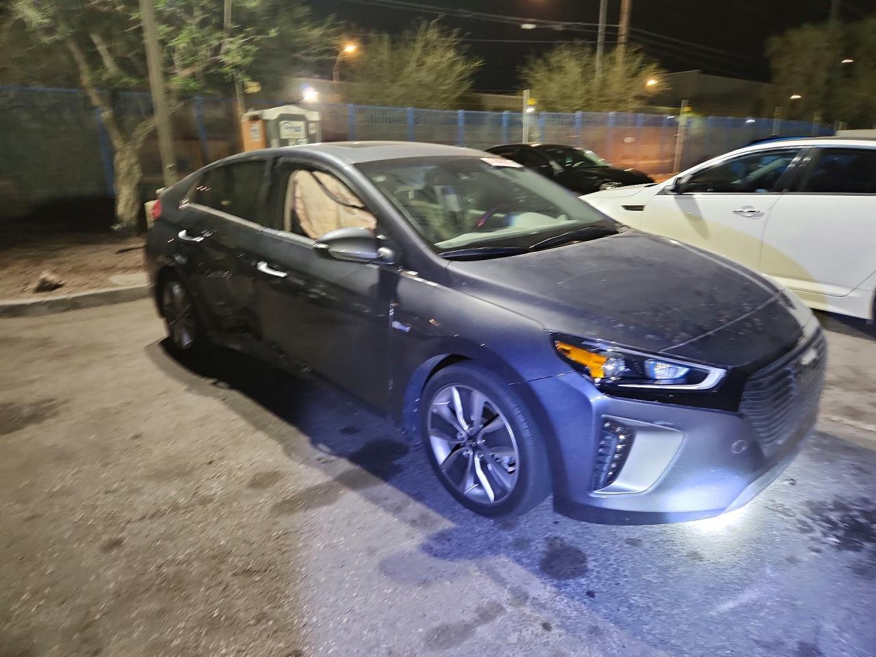 2019 Hyundai Ioniq Hybrid Limited - zdjęcie 4