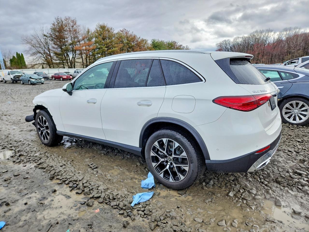2025 Mercedes-Benz Glc 350E - zdjęcie 2