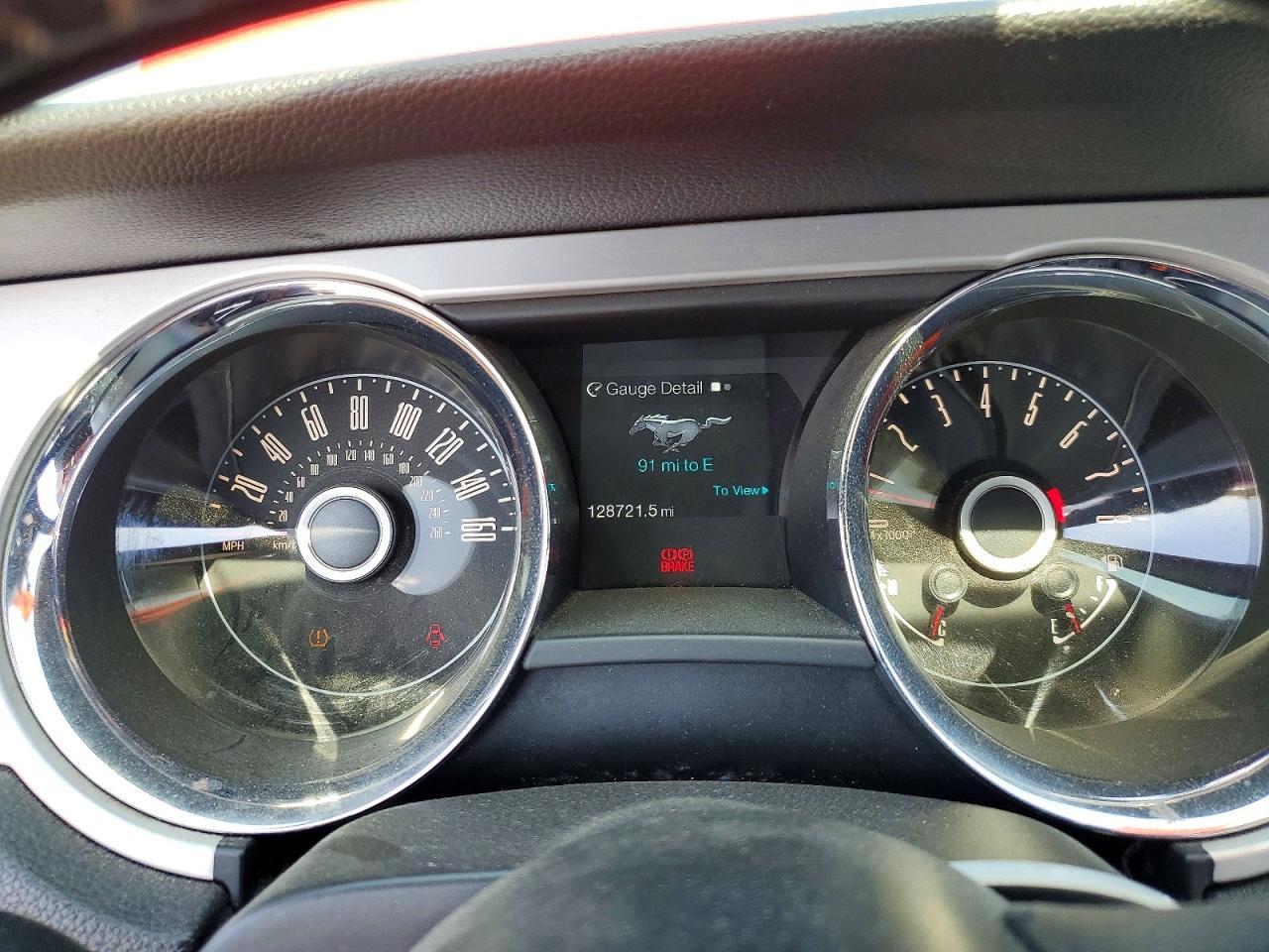2014 Ford Mustang - zdjęcie 9