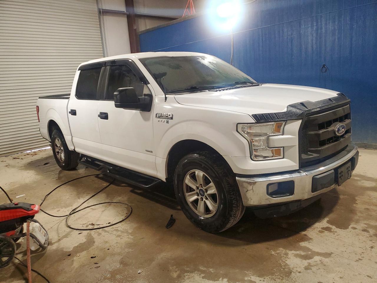 2015 Ford F150 Supercrew - zdjęcie 4