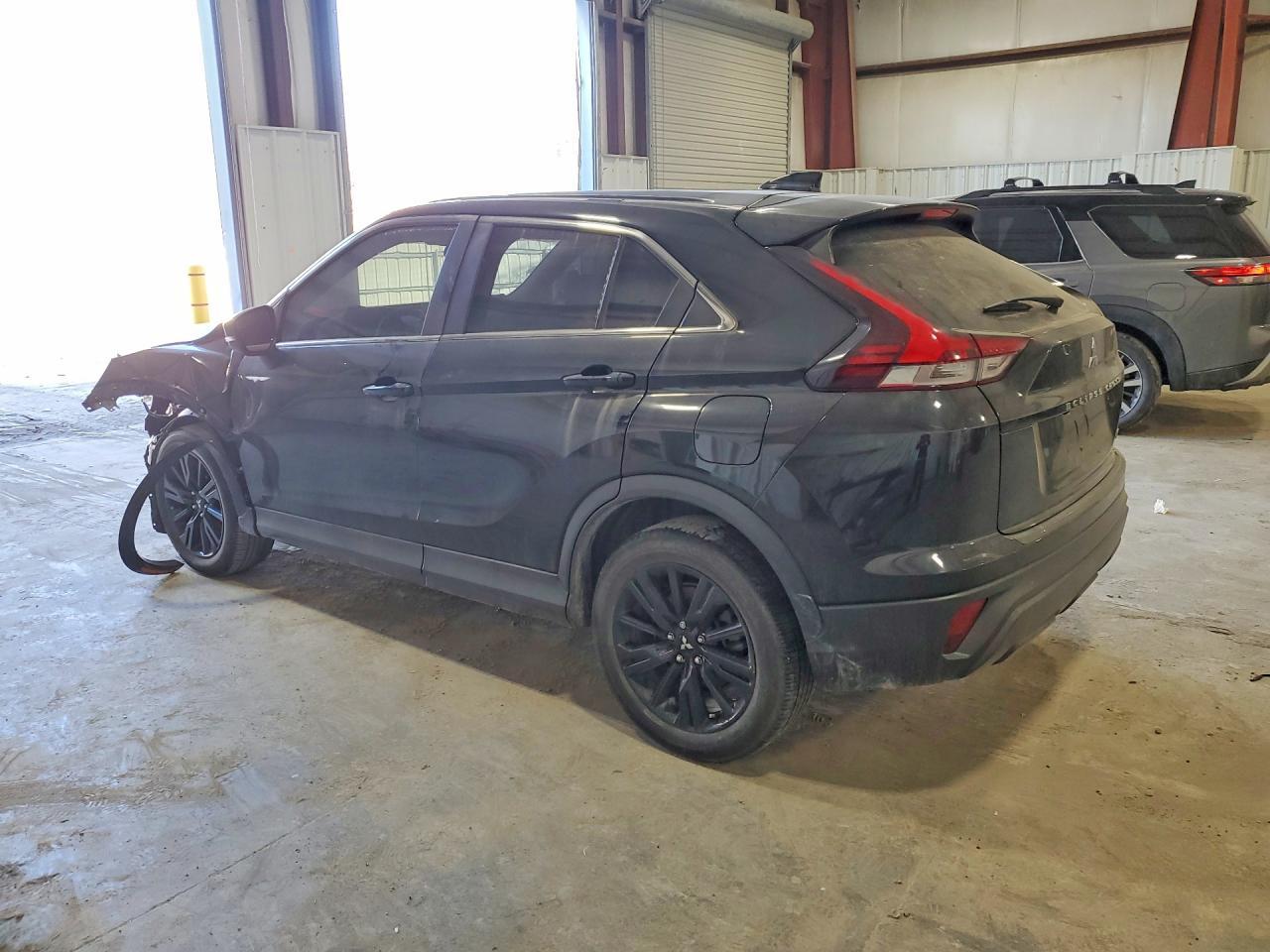 2023 Mitsubishi Eclipse Cross Le - zdjęcie 2