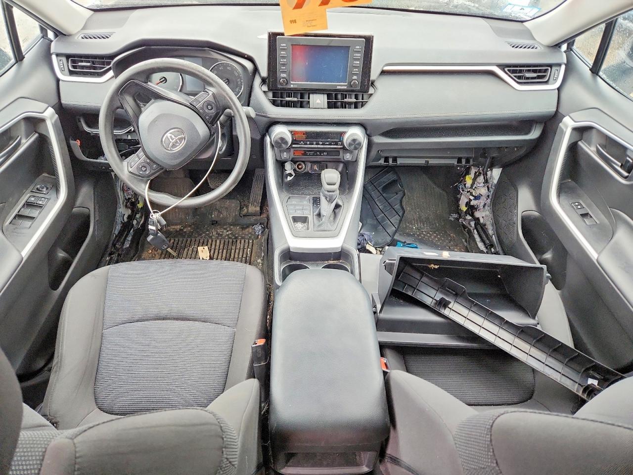 2021 Toyota Rav4 Le - zdjęcie 8