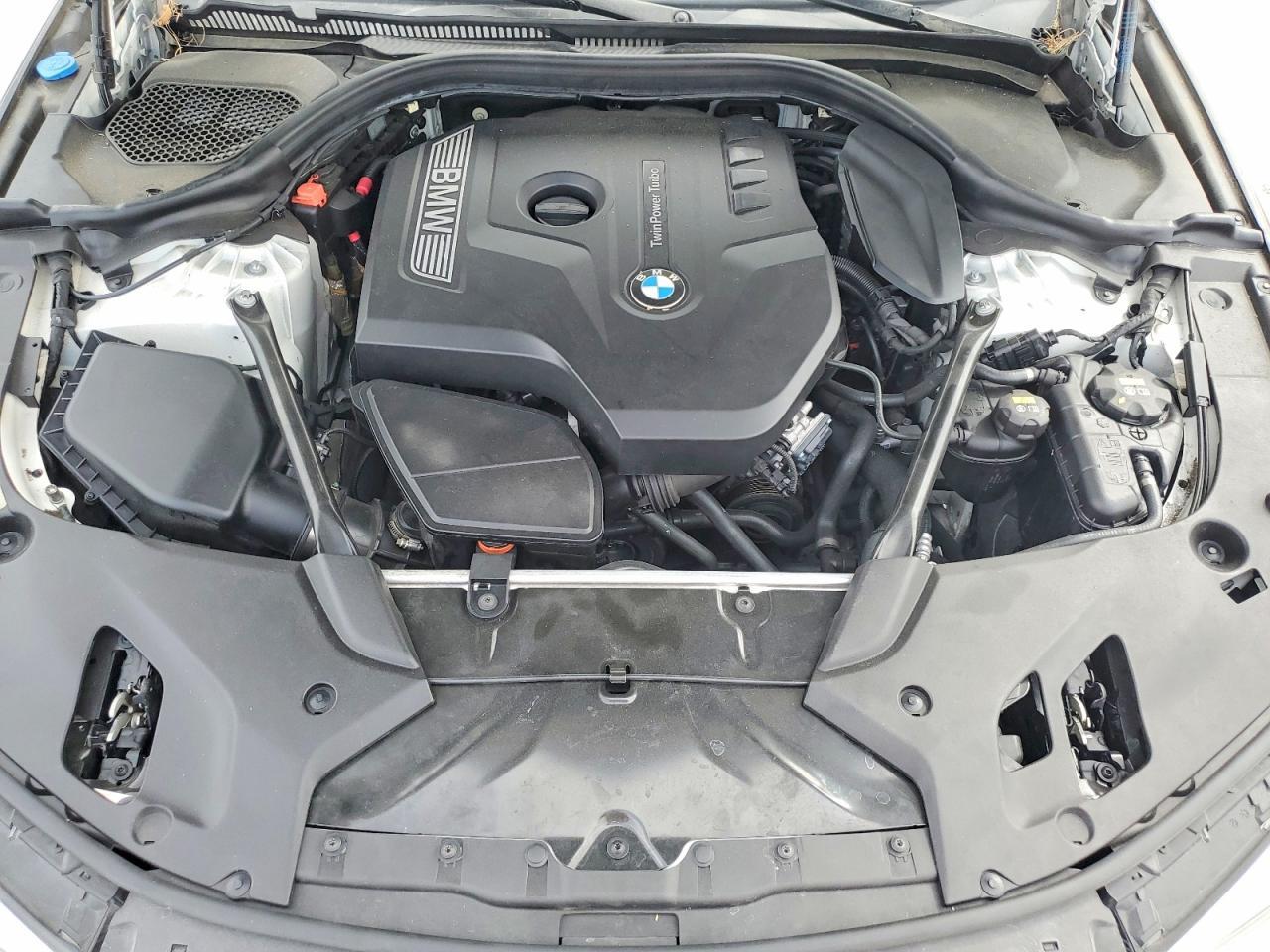 2018 BMW 530 I - zdjęcie 11