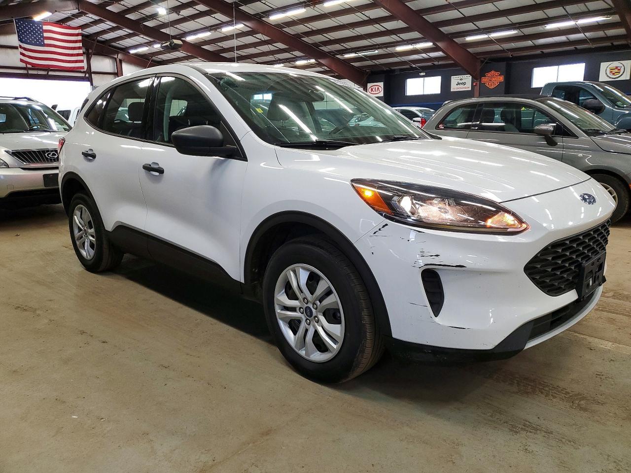 2021 Ford Escape S - zdjęcie 4