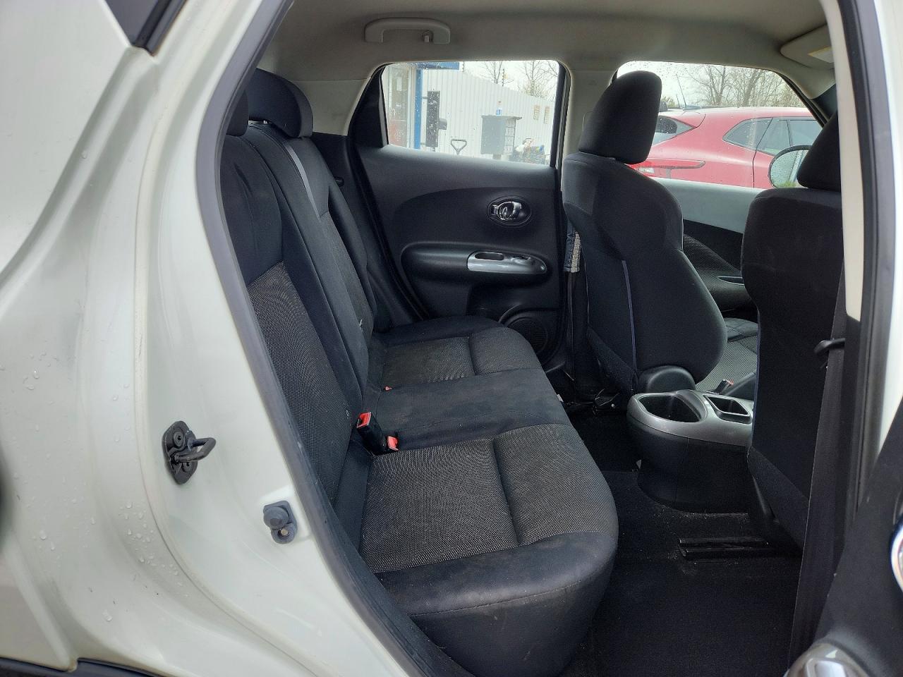 2013 Nissan Juke S - zdjęcie 11