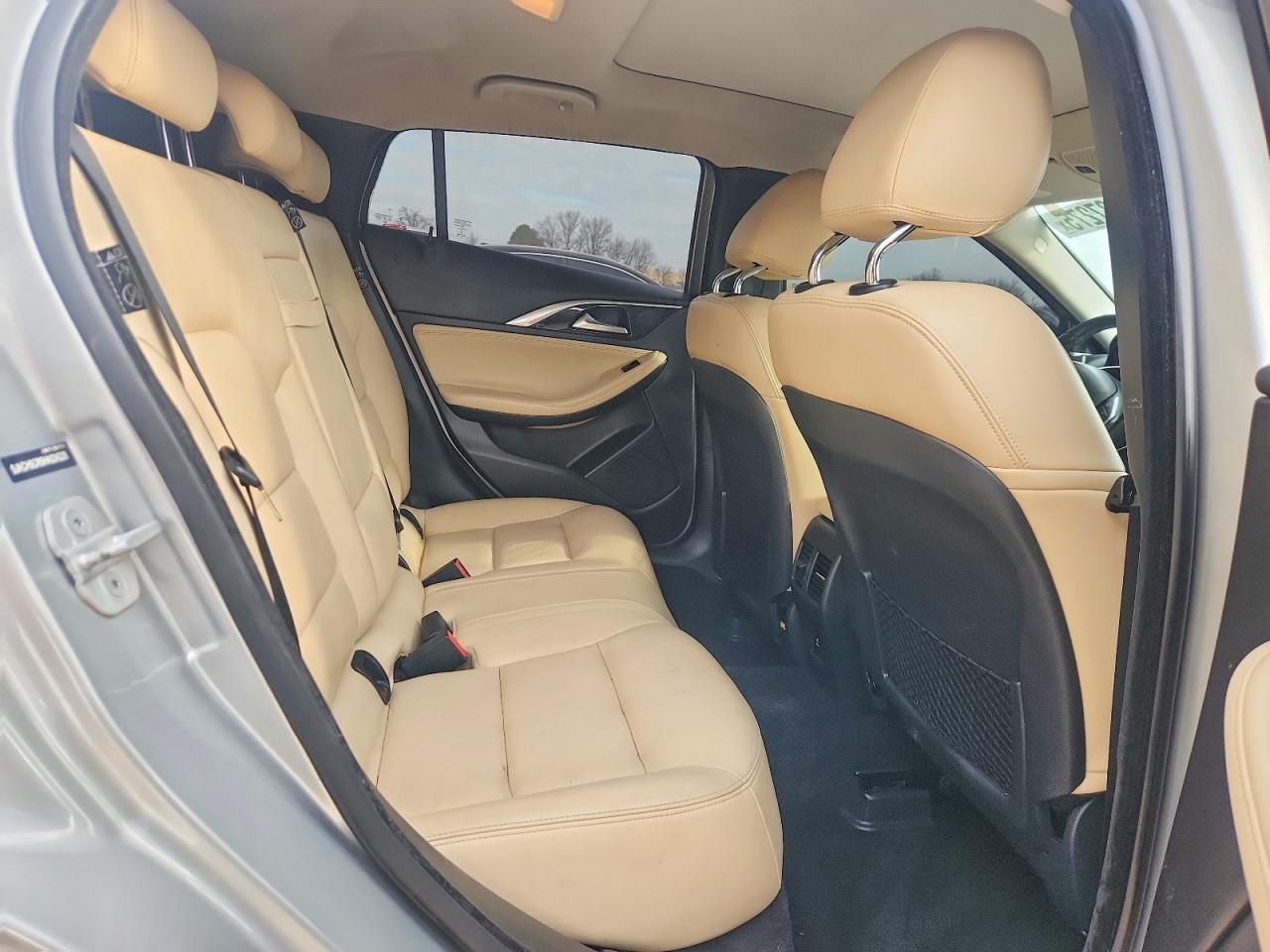 2017 Infiniti Qx30 Premium - zdjęcie 11